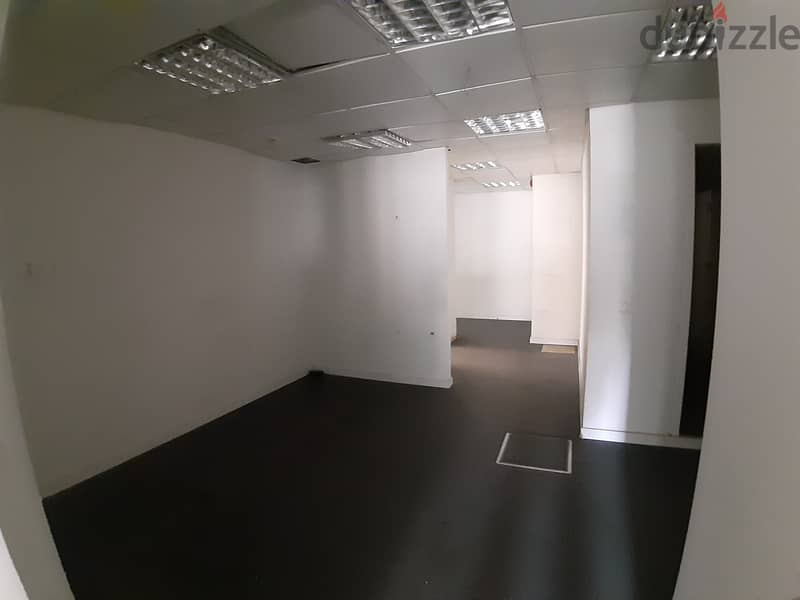 office space for rent in Achrafieh مكتب للإيجار في الأشرفية 6