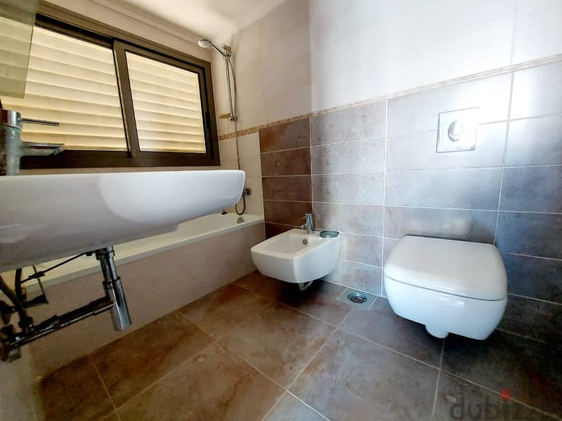 RA22-1391 Apartment for Sale in Beirut, Unesco, 270 m2, $700,000 cash 12