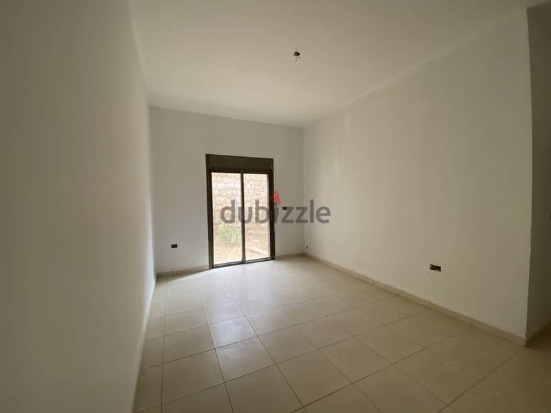 RWK249GZ - Unfurnished -  Apartment For Sale in Ajaltoun 1