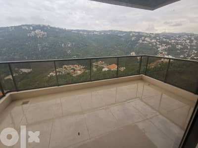 Baabdat Prime location 165 sqm amazing open view