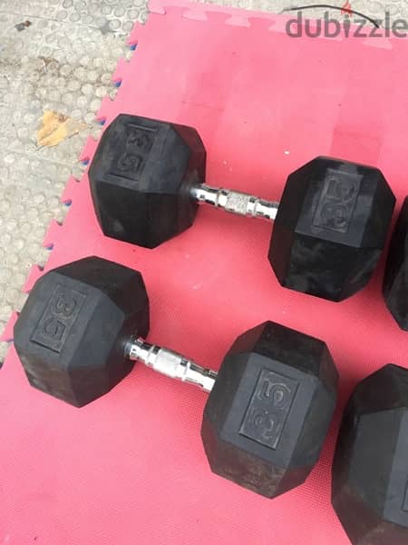 dumbbells like new lkilo b 1.80$ 70/443573 RODGE 2