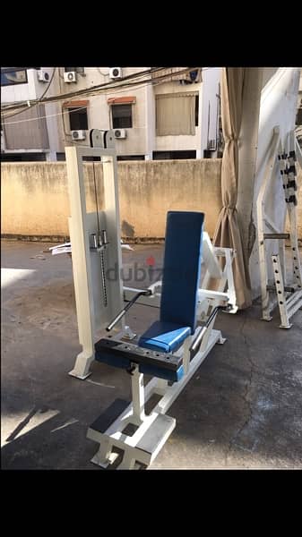 dip press and triceps machine like new 70/443573 RODGE 2