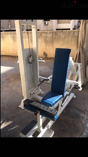 dip press and triceps machine like new 70/443573 RODGE 3