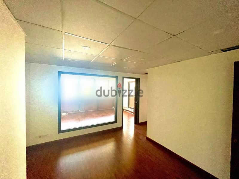 JH22-1400 Office 100m for rent in Beirut, Ain Al Mrayseh, $1,250 cash 3