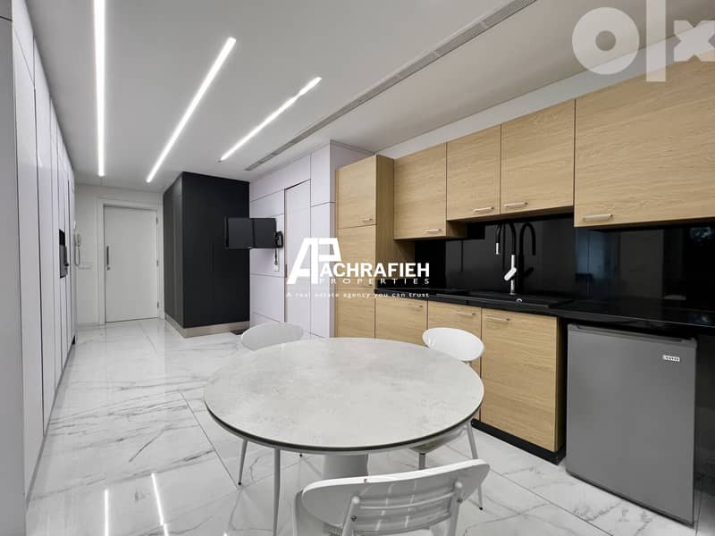 Golden Area - Apartment for Rent in Achrafieh - شقة للأجار في الأشرفية 10