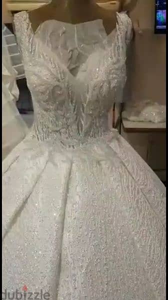 royal wedding dress for rent