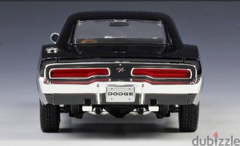 Dodge Charger R/T ('69) diecast car model 1;18. 6