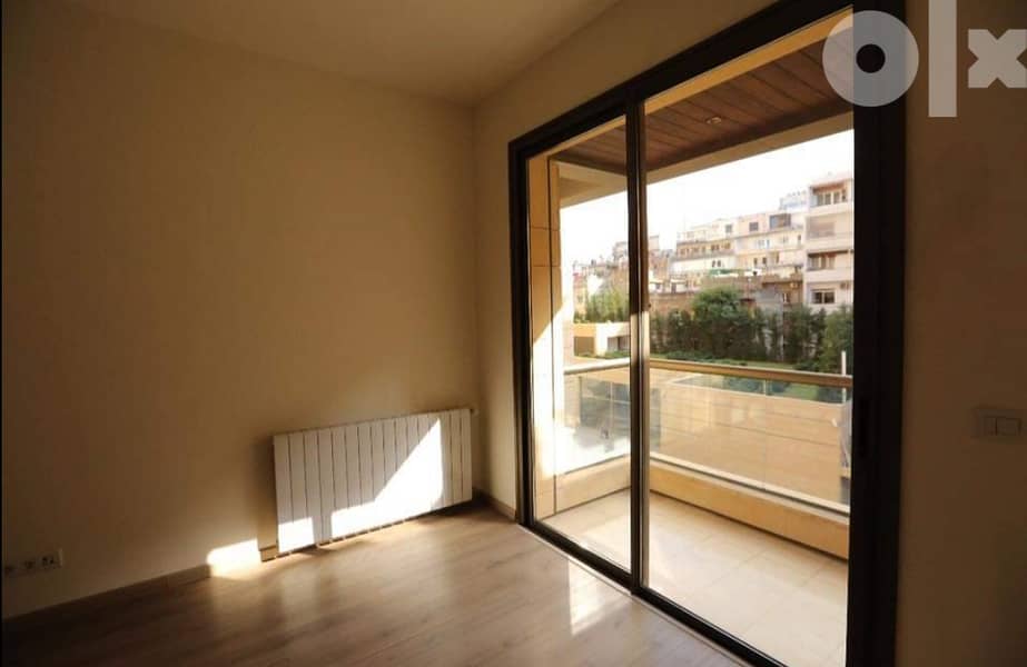 L07525-Modern & Spacious Apartment for Sale in Achrafieh - Cash 4