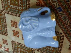 Vase light blue elephant. فاز ازرق فاتح