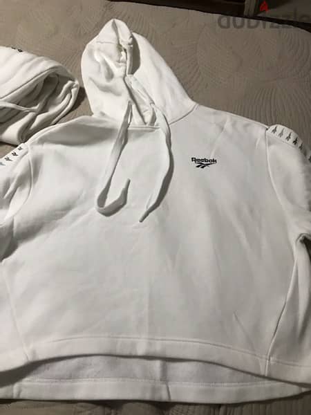 authentic Reebok sports wear survetement new without tag 5