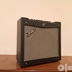 Fender Mustang 2 electric guitar Amp