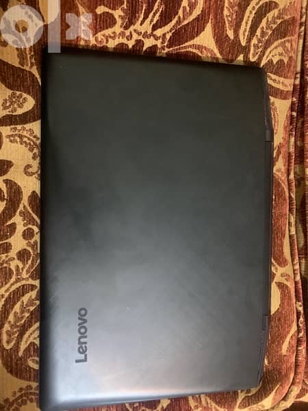 Lenovo y-700 gaming laptop 1