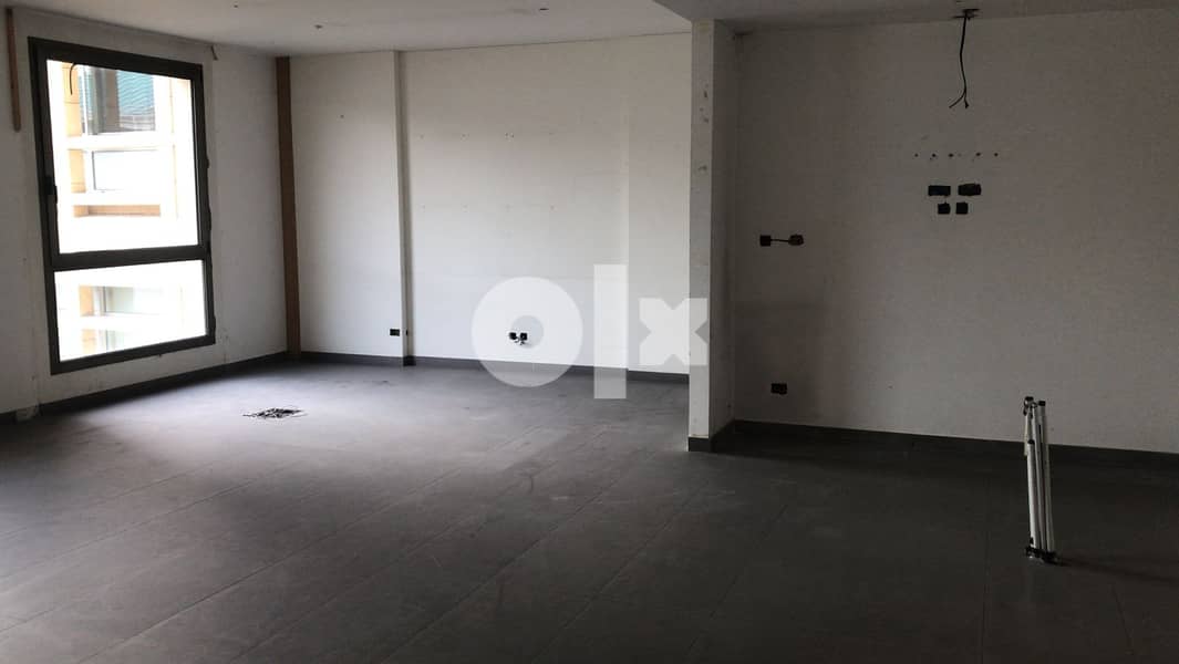 L10636-Spacious Office For Rent in Down Town 3