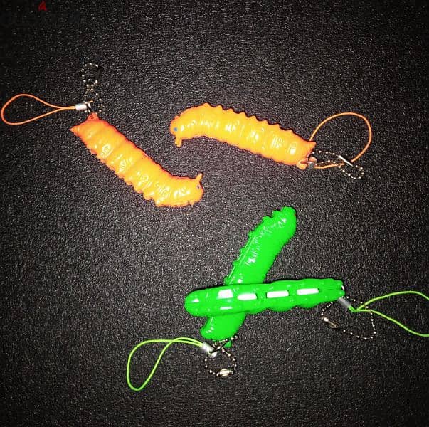 funny worm keychain pop out 3