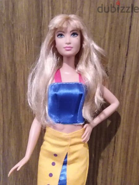 "FASHIONISTA:43 REHENA WITH TENUES" blonde great Mattel weared doll=15 1