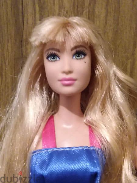 "FASHIONISTA:43 REHENA WITH TENUES" blonde great Mattel weared doll=15 3