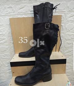 black bottines size 35