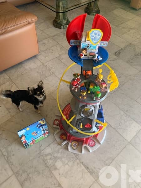 Paw patrol tower with all Characters 1