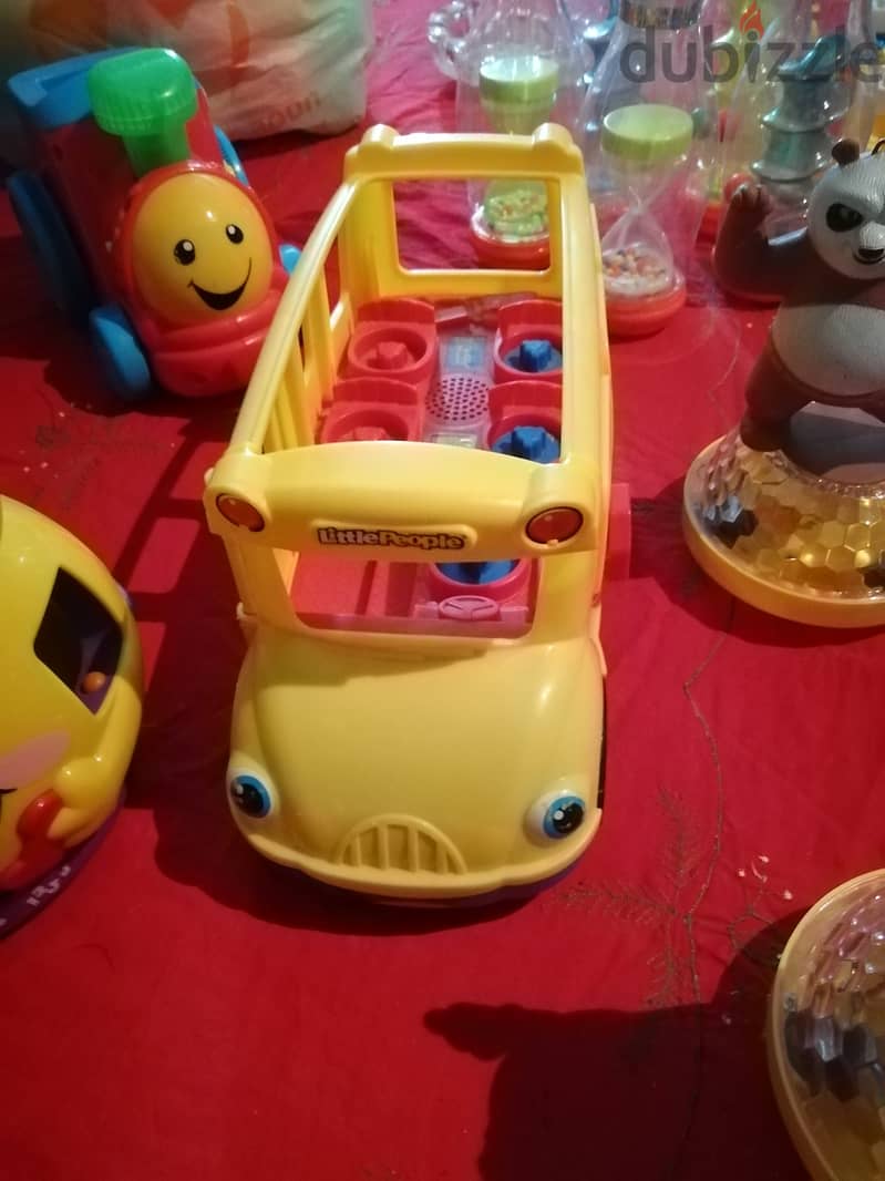 Mama's & Papa's used toys for kids as new 11