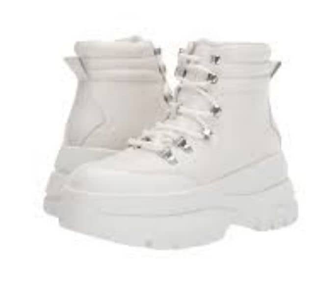 Steve Madden Husky Hiker boots in White 40بوط سنيكرز ابيض 1