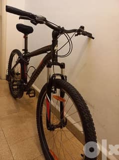 SPECIALIZED Mountain Bike - Bicycle - 26' - Black 0