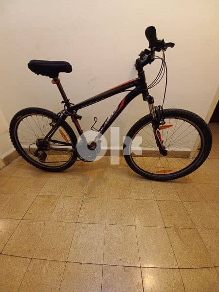 SPECIALIZED Mountain Bike - Bicycle - 26' - Black 1