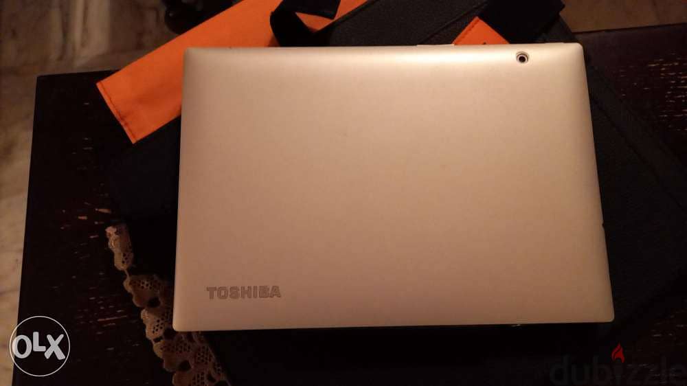 Toshiba Satellite LX0W-C 2