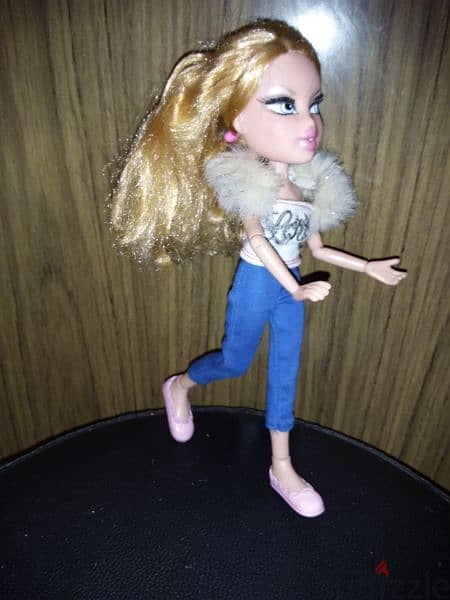 CLOE THE MOVIE Great JOINTS body  blonde doll movie outfit +Shoes=20$ 2