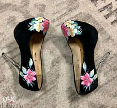 Black high heel shoes for women; special edition