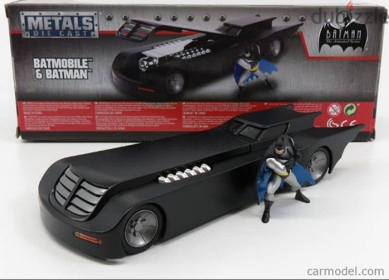 Batmobile (with Batman Figure ) diecast car model 1:24. 5