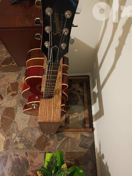 Guitar wooden Stand 1