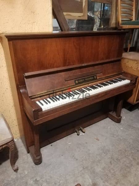 piano robert waldhausl germany very good condition Amazing price 2