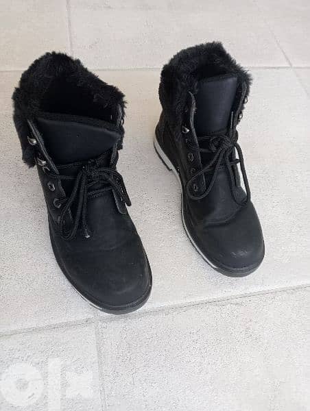 Demi boot black 3