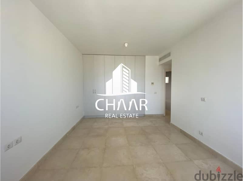 R1065  Bright Apartment for Rent in Achrafieh 2