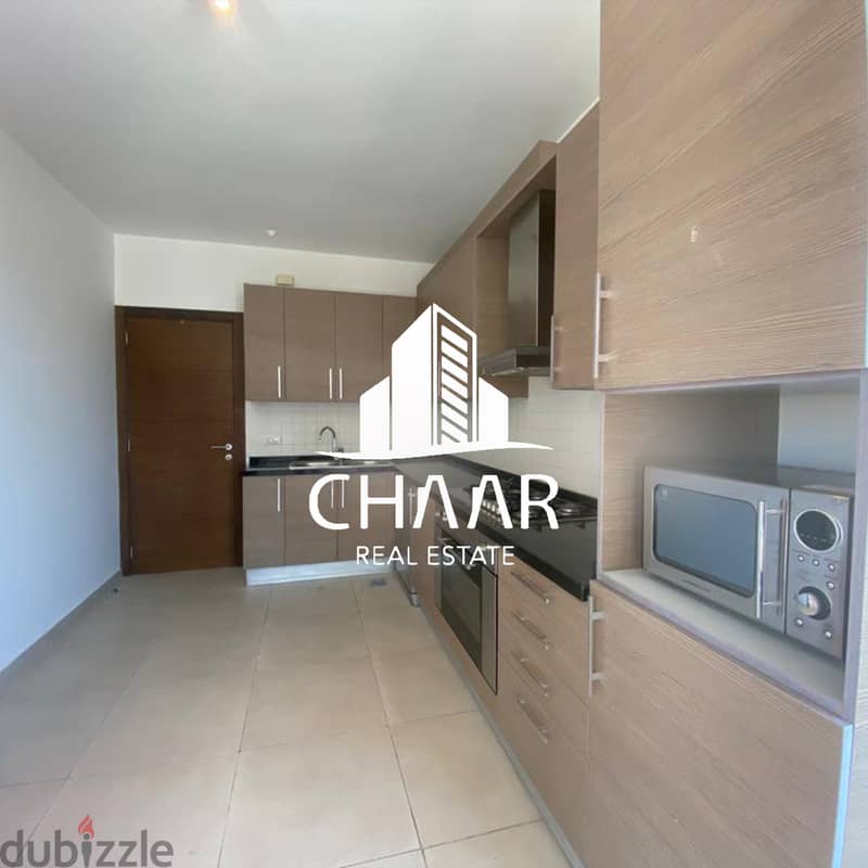 R1065  Bright Apartment for Rent in Achrafieh 6