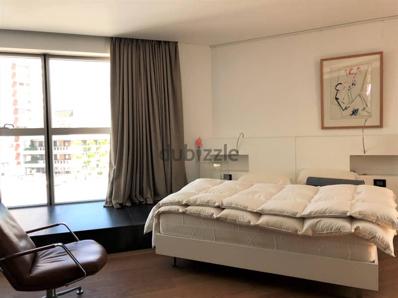 Apartment in Achrafieh with City and Partial Sea View +120 SQM Terrace 4