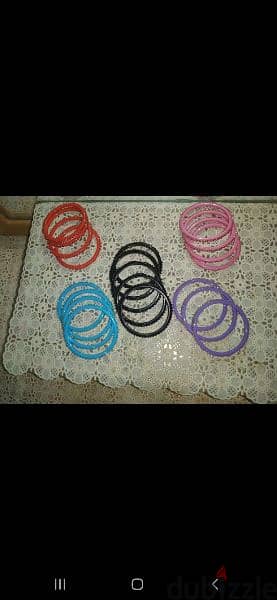 plastic brac3lets 5= 10$ 6 colours strass all over 5