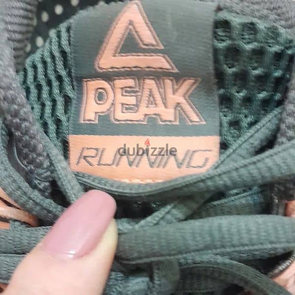Peak Women Running Shoes 2