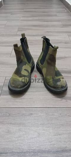 Valentino Garavani army Boots 0