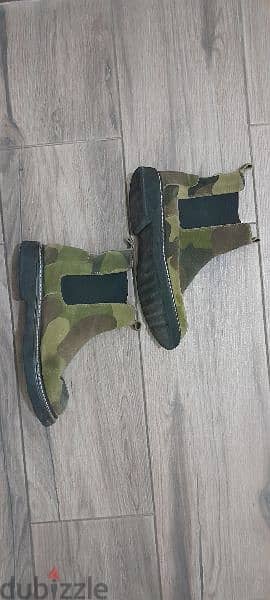 Valentino Garavani army Boots 2
