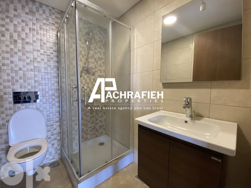 Apartment For Rent In Achrafieh - شقة للإيجار في الأشرفية 4