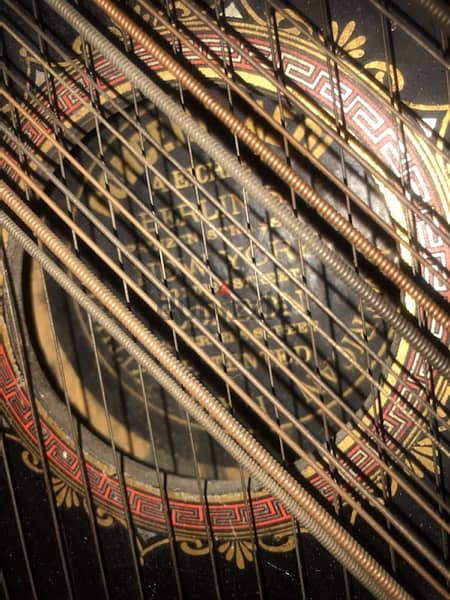 A vintage Harp Zither  London, قانون قديم انتيك انكليزي 8