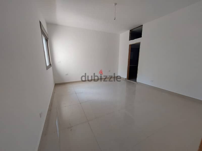 Calm Apartment In Jouret El Ballout Nature شقة للبيع في جورة البلوط 2