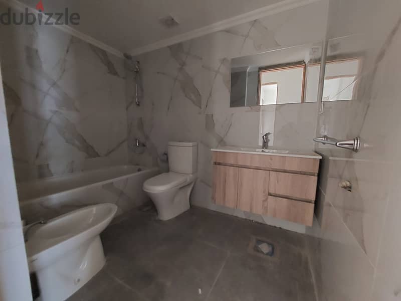 Calm Apartment In Jouret El Ballout Nature شقة للبيع في جورة البلوط 3