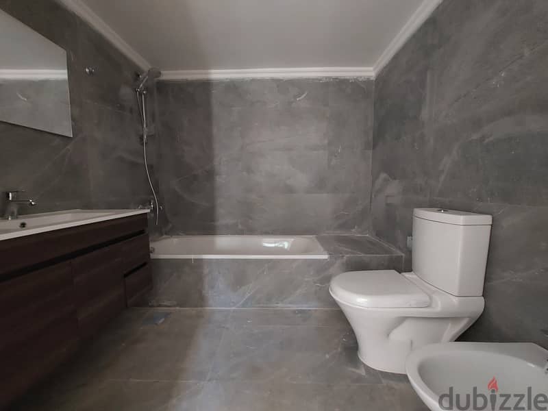 Calm Apartment In Jouret El Ballout Nature شقة للبيع في جورة البلوط 7