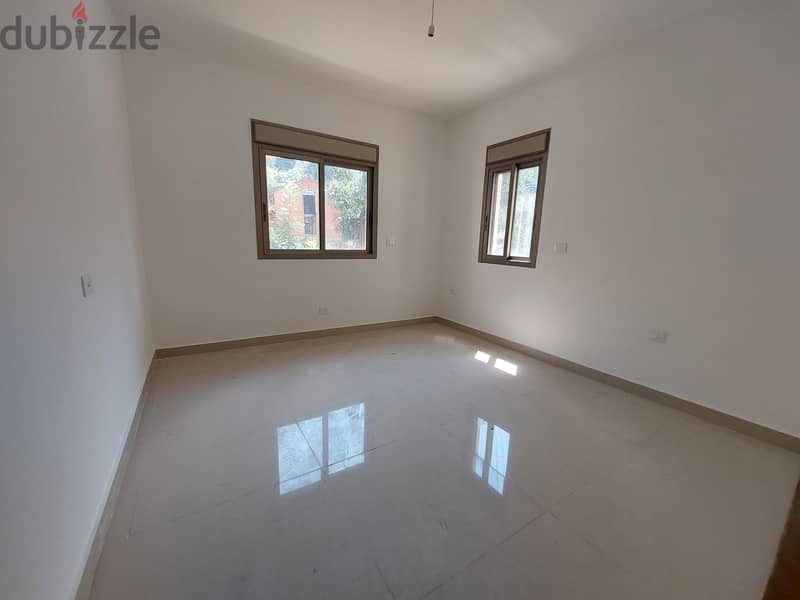 Calm Apartment In Jouret El Ballout Nature شقة للبيع في جورة البلوط 8