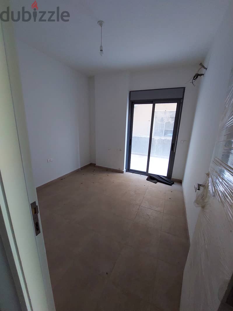 Apartment in Zikrit, Metn with a Breathtaking Mountain View 4
