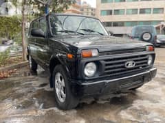 lada 2016 well maintained!