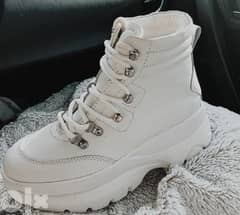 Steve Madden Husky Hiker boots in White 40بوط سنيكرز ابيض 0