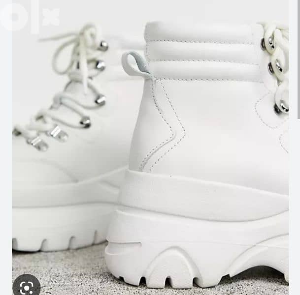 Steve Madden Husky Hiker boots in White 40بوط سنيكرز ابيض 3